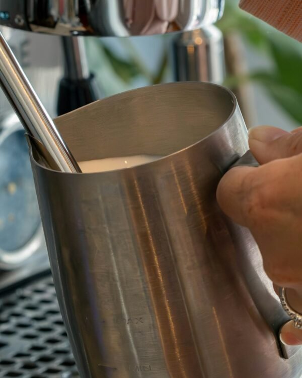 Velluto Uno Espresso Machine detail
